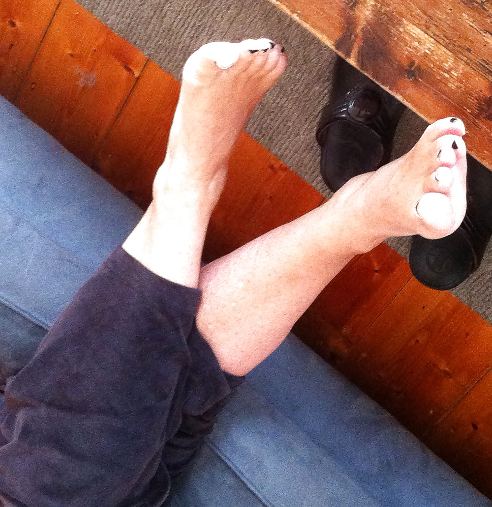 Cumming over Michelle's size 14 tummy mmmmmmmmm #14506727