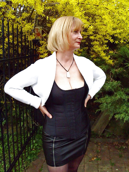 ¡¡¡¡¡¡Beste freundin meiner mutter!!!!!!
 #21778200