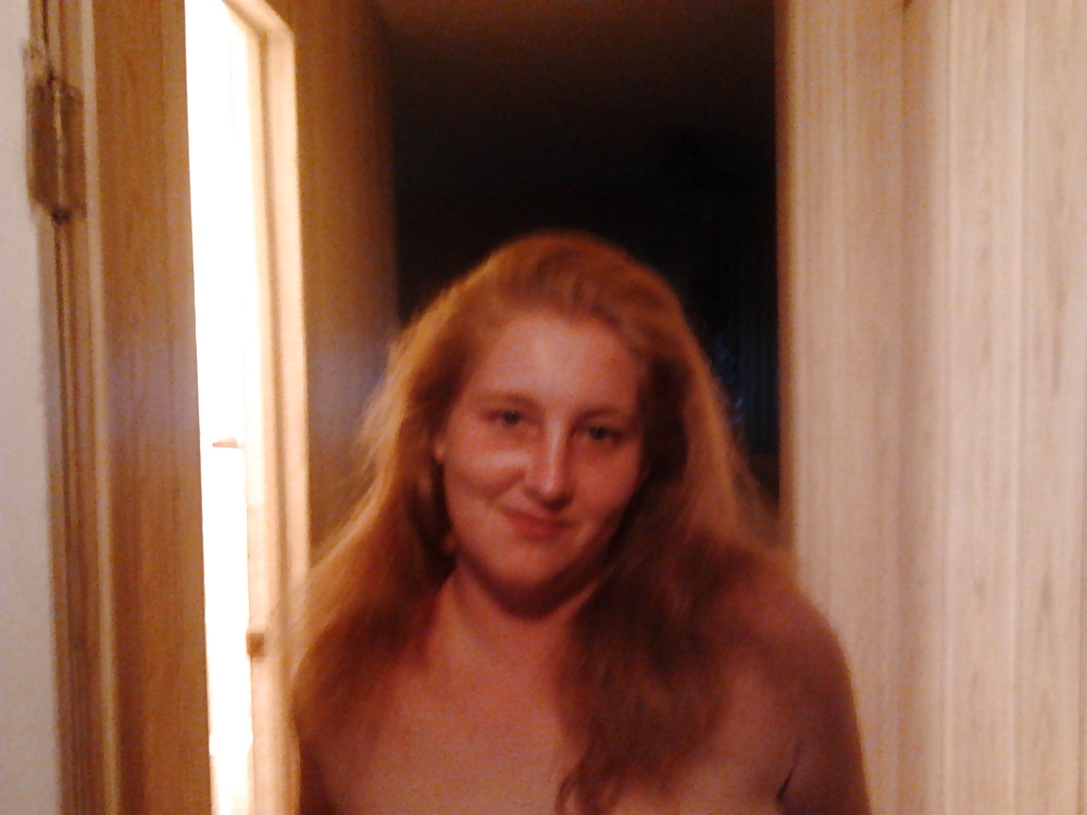 Girlfrend. vestida 
 #20427567