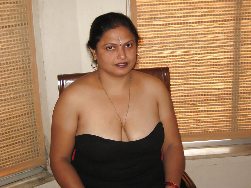 Indian Aunty 98 #16625948