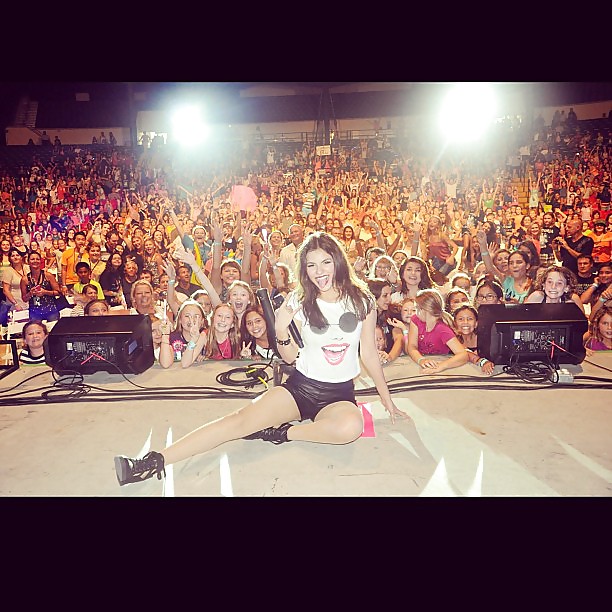 Victoria Justice- 13 #15585962