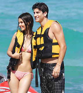 Victoria Justice- 13 #15587996