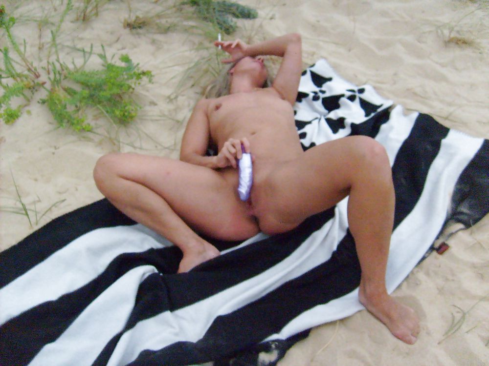 Outdoors mature spreading and showwing with toy for her bf #15389783