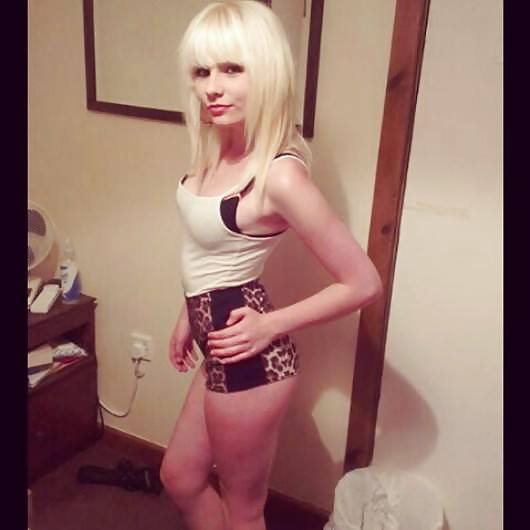 Nice skinny blonde facebook slut self shot #21948794