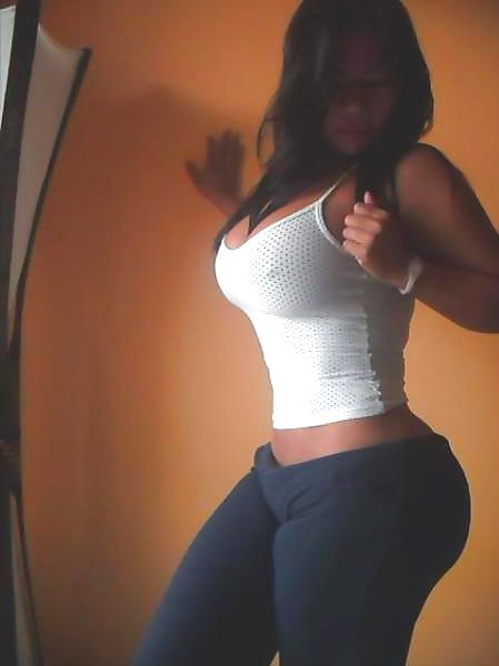 I see booty...i see booty
 #10649663