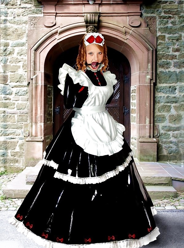 Fetisch-Puppen (Zofe, Latex, Uniform) #17752001