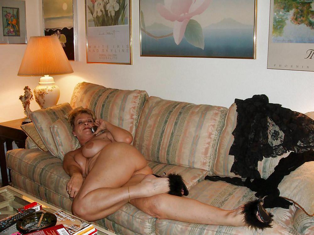 Halina 53
 #19982585