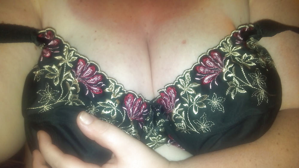 Phone shots of tatas for someone special  #8573386