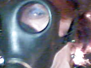 Máscara de gas
 #9529557