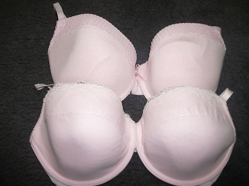 Tempting Mountainous bras in heaps