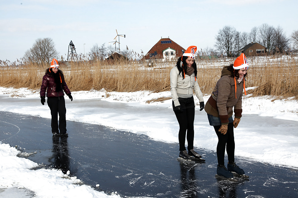 Julia,Elisa,Britt & Gylve on the Dutch Ice. #7285806