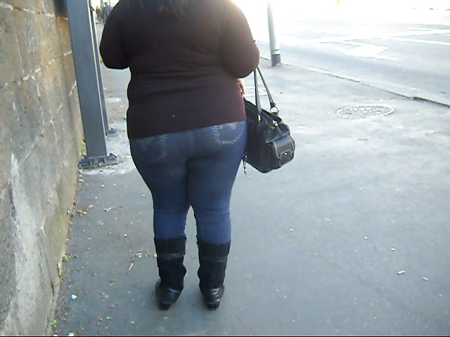 Dicke Frau In Jeans Bigass #4834045