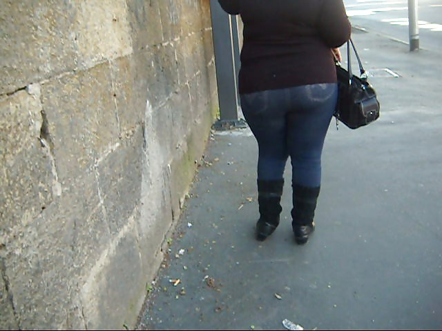 Dicke Frau In Jeans Bigass #4834080