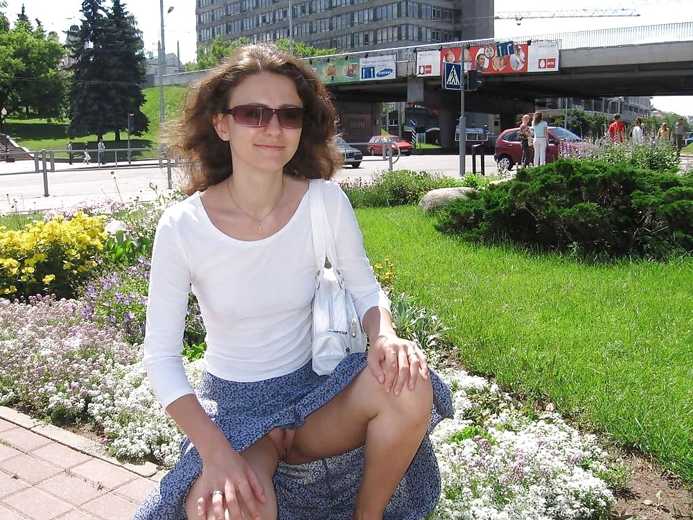 Braless 22.
 #4805759