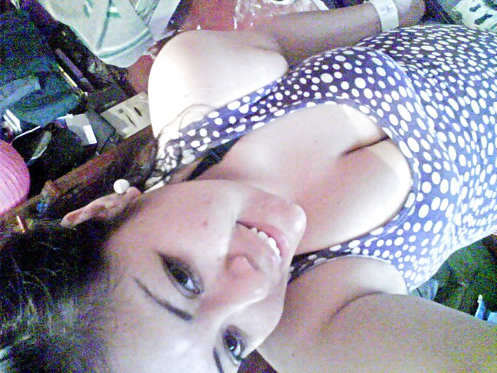 女性 (amiguitas 15)
 #12391781