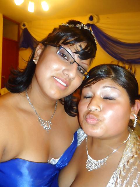 Mujer (amiguitas 15)
 #12391876