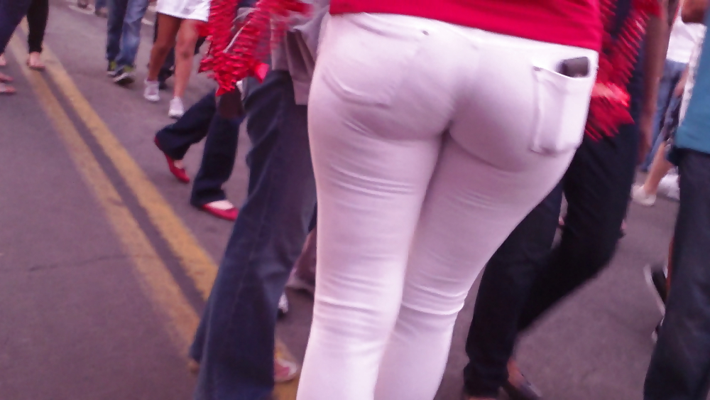 Ass & Hintern In Engen Aussehenden Blauen Jeans Fein #11224053