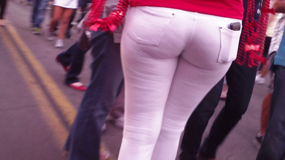 Ass & Hintern In Engen Aussehenden Blauen Jeans Fein #11224110