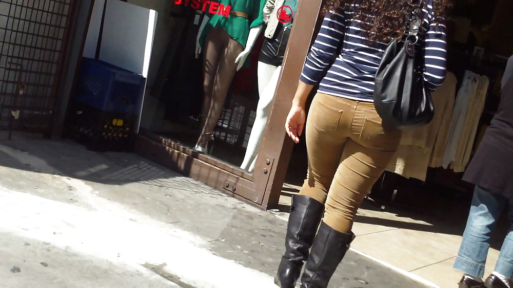 Ass & Hintern In Engen Aussehenden Blauen Jeans Fein #11224575