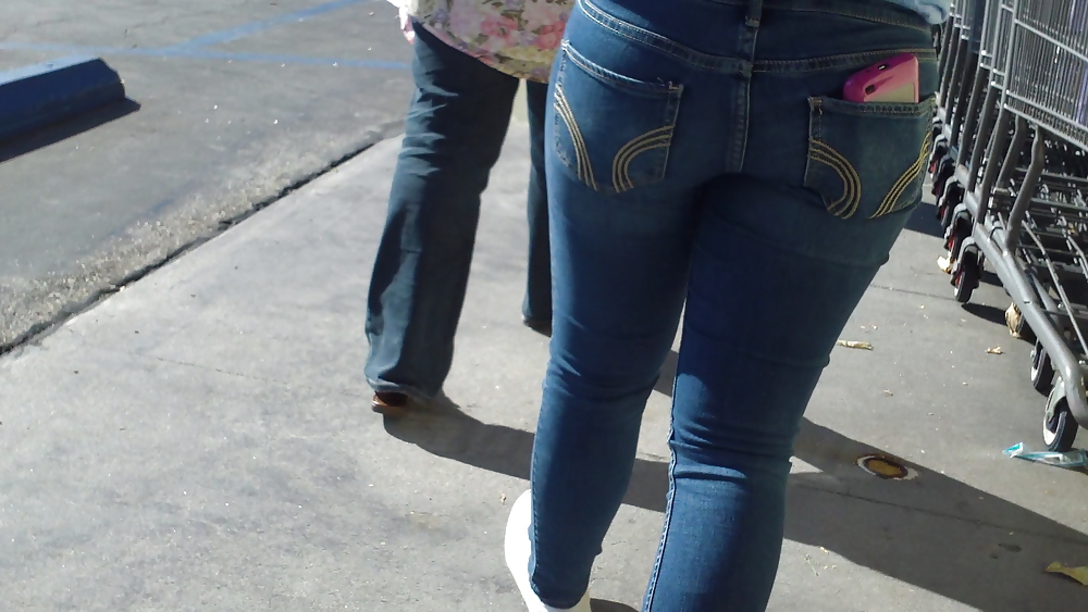 Ass & Hintern In Engen Aussehenden Blauen Jeans Fein #11225328