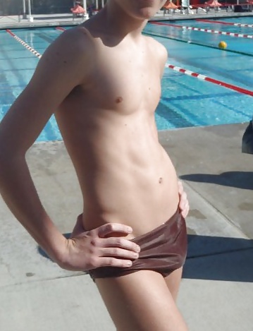 B in speedo #19001524