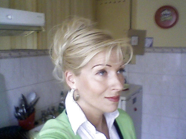 UK Beautiful Milf #4311981