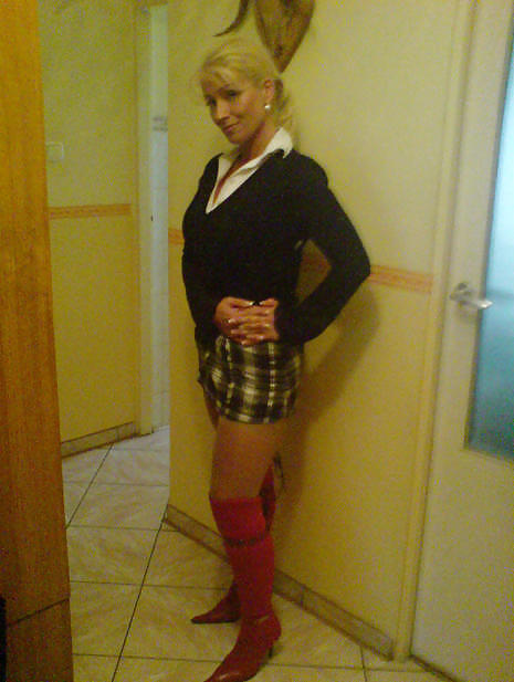 UK Beautiful Milf #4312007