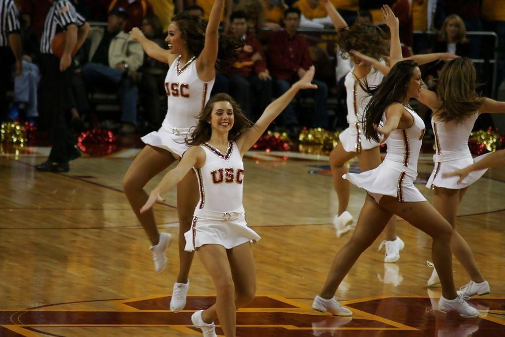 チアリーダーズ エロティカ 3 by twistedworlds
 #3382862