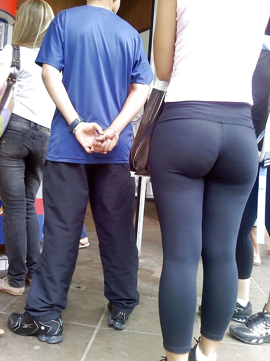 素人のタイトなお尻のエロティカ6 by twistedworlds
 #12581068