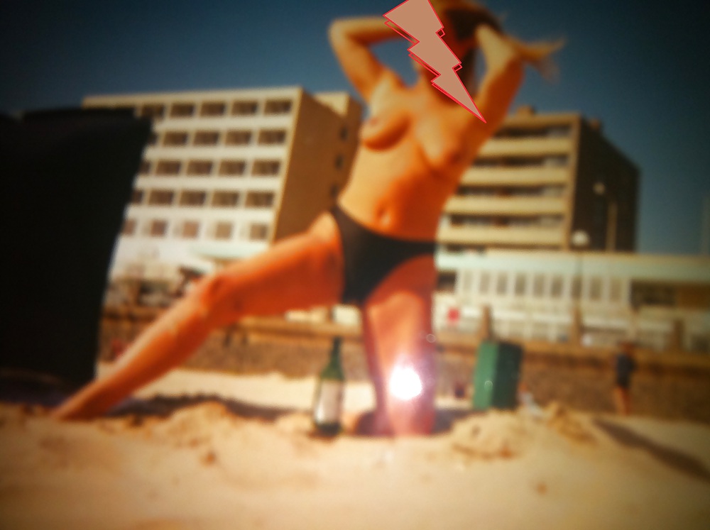 Horny exhib gf on beach #8810789