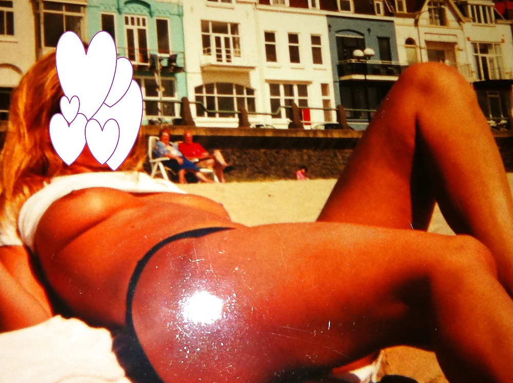 Horny exhib gf on beach #8810806