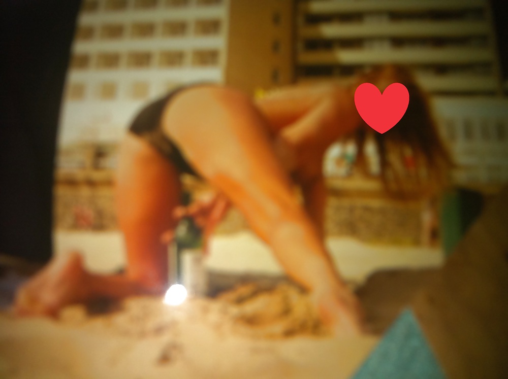 Horny exhib gf on beach #8810900