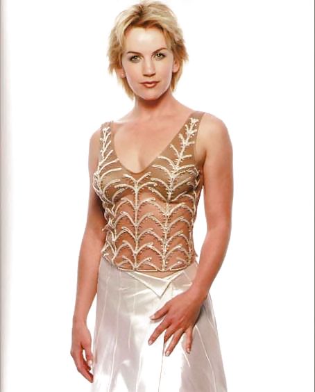 Lucy Lawless and Renee O Connor by twistedworlds
 #4013727