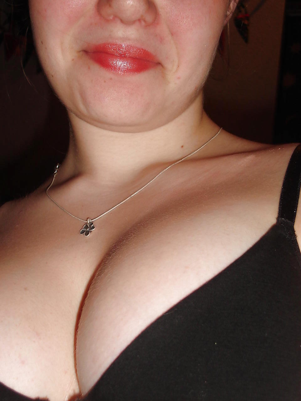 Visage Mignon Et Gros Seins #806933