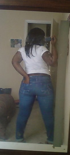 Thicka que un snicka 1
 #1866139