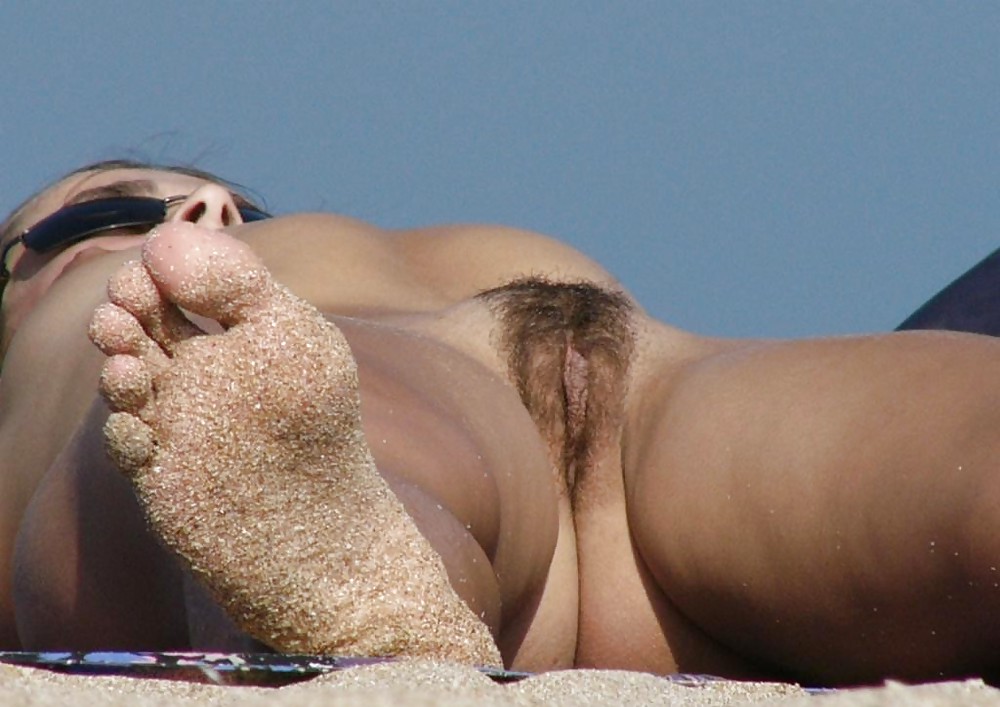 Hairy Babes Caught On Beach By Voyeur Troc Porn Pictures Xxx Photos