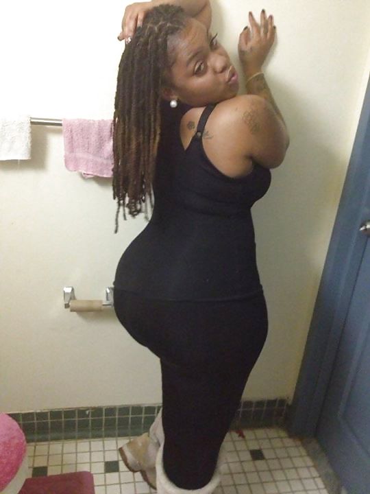 BIGGEST THICKEST ASS IN AMERICA!!! nice young teenage bitch #21025328