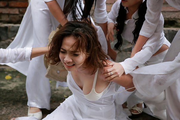 セクシーなアオザイ
 #14663138