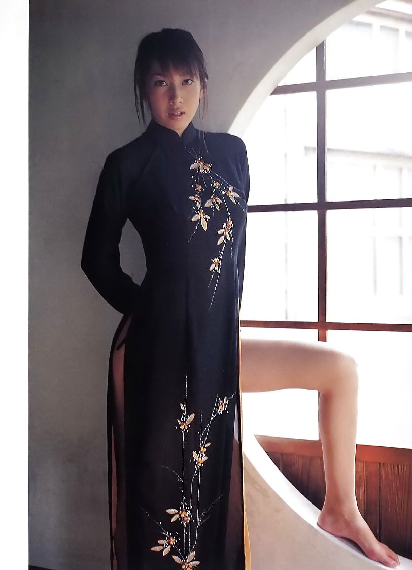 セクシーなアオザイ
 #14663315