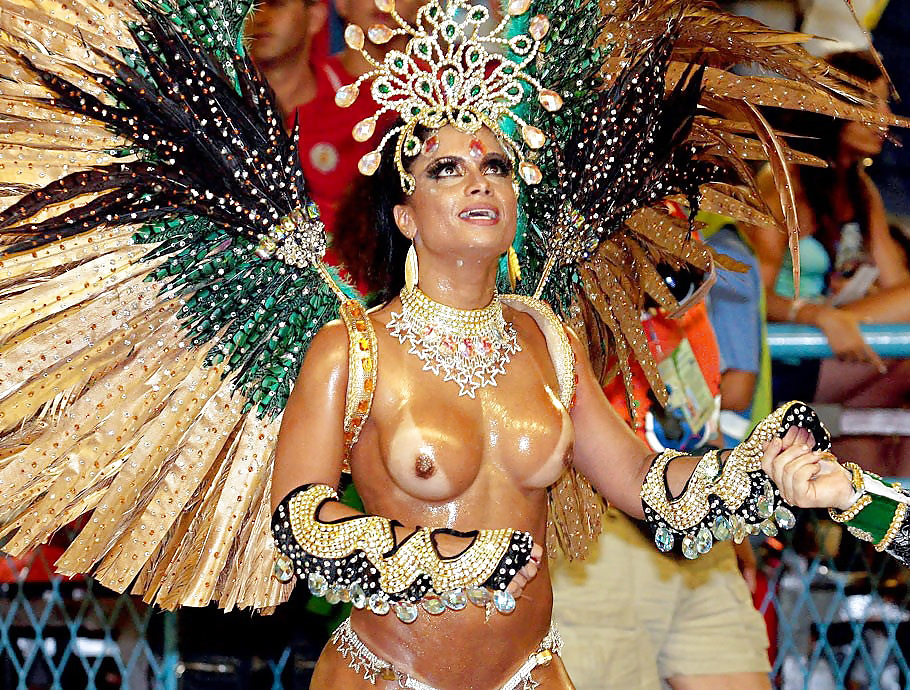 Carnaval brasileño erótico por twistedworlds
 #10064068