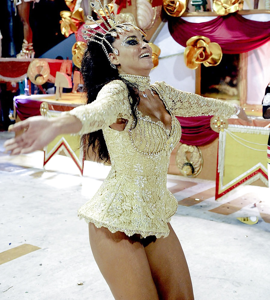 Carnaval brasileño erótico por twistedworlds
 #10064438