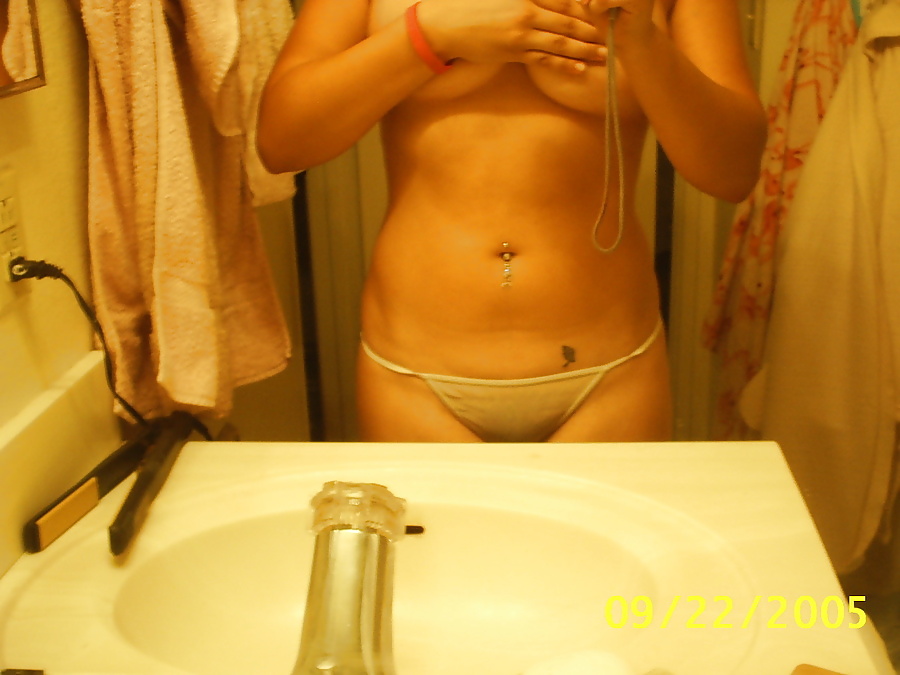 Selfshot 17 #16726102
