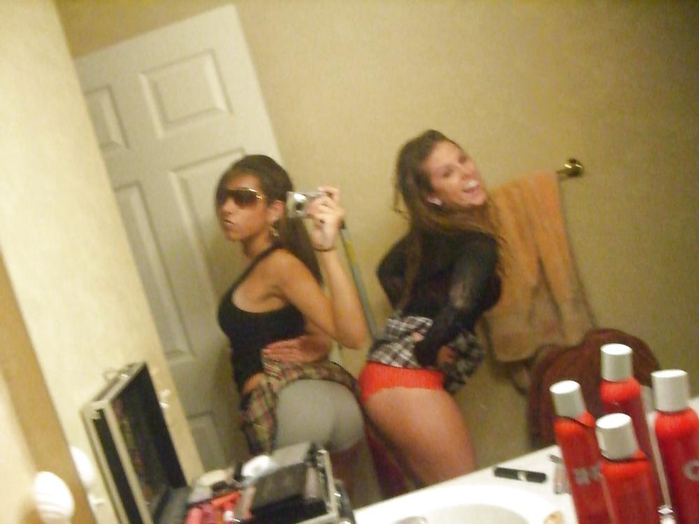Selfshot 17 #16726152