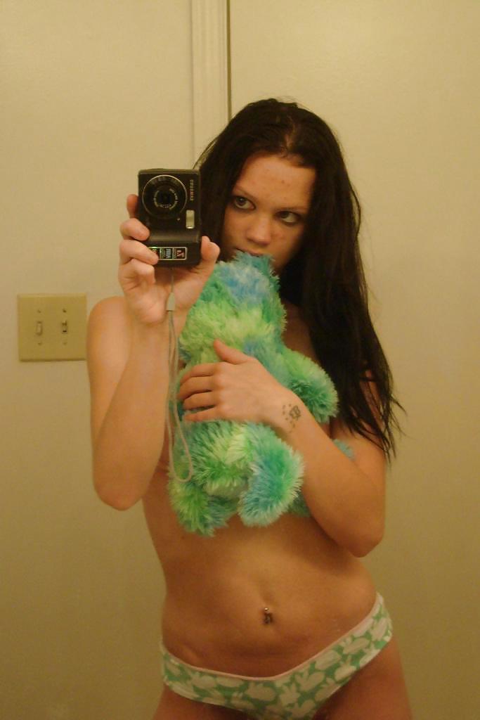 Selfshot 17 #16726323
