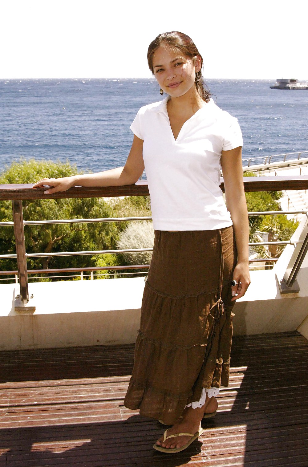 Kristin kreuk piedi pics
 #10749893