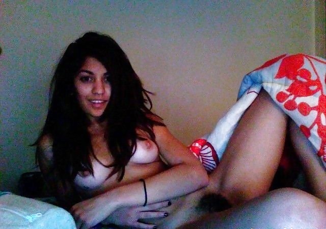 Spanish Hottie webcam pics #952850