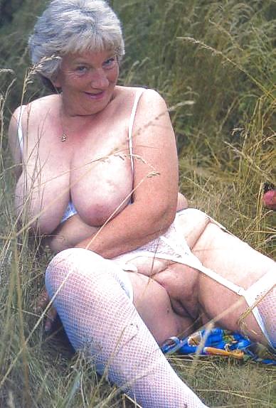 Big Tits Grannies 7 #8894980