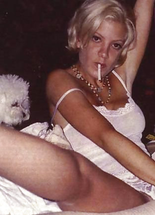 Tori Spelling Glamour, Nude, Caps  #4846993