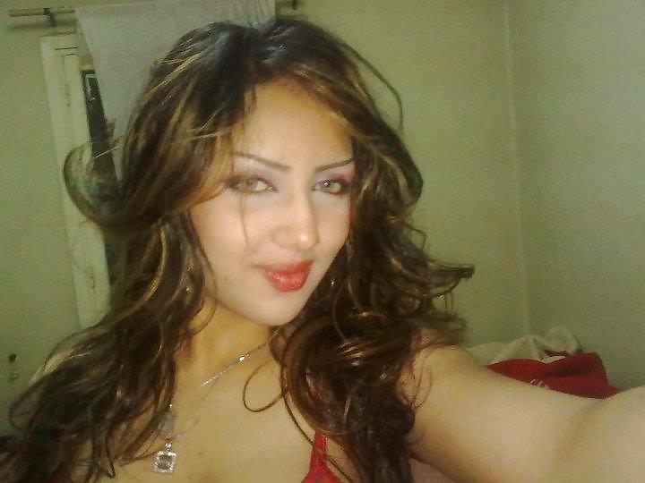 美しいアラブ人
 #14937293