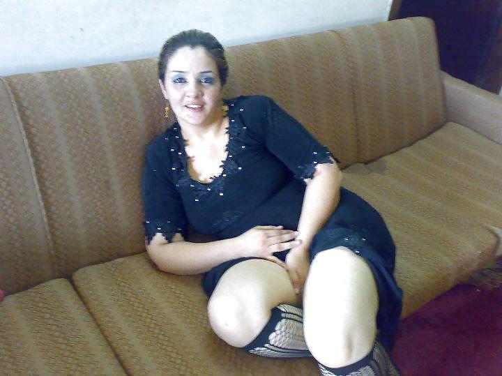 美しいアラブ人
 #14937316